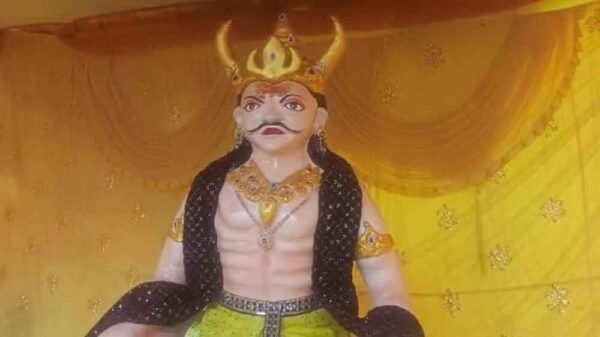 नवरात्रि में मां दुर्गा नहीं, रावण की पूजा