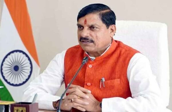 कोलकाता में निवेशकों से मिलेंगे सीएम