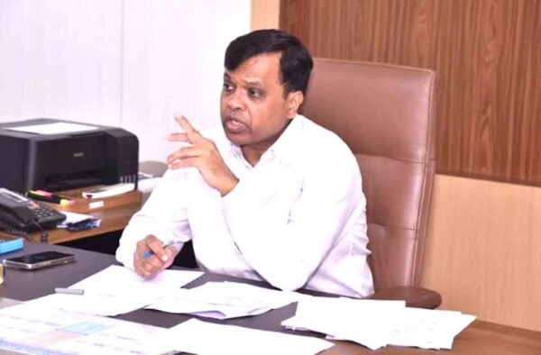 जिले में एकलव्य विद्यालयों की होगी