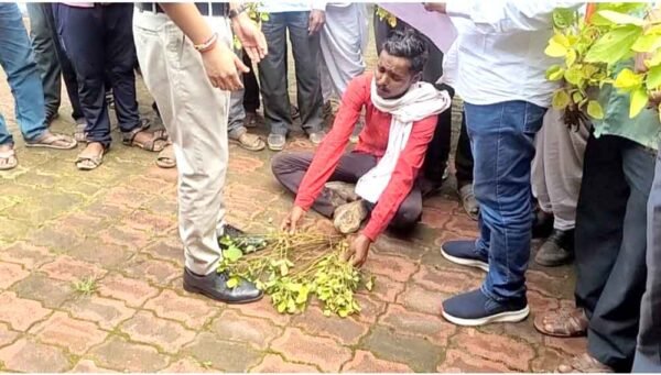 मुआवजे के लिए एसडीएम