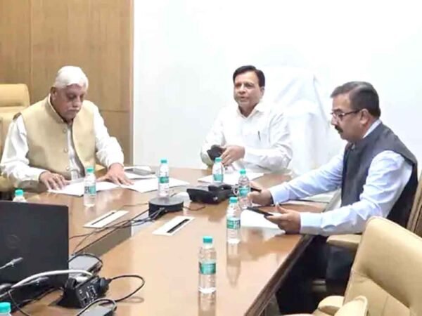 विधायकों और पूर्व विधायकों के वेतन-