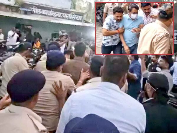 भीड़ ने लगाए ‘हत्यारे