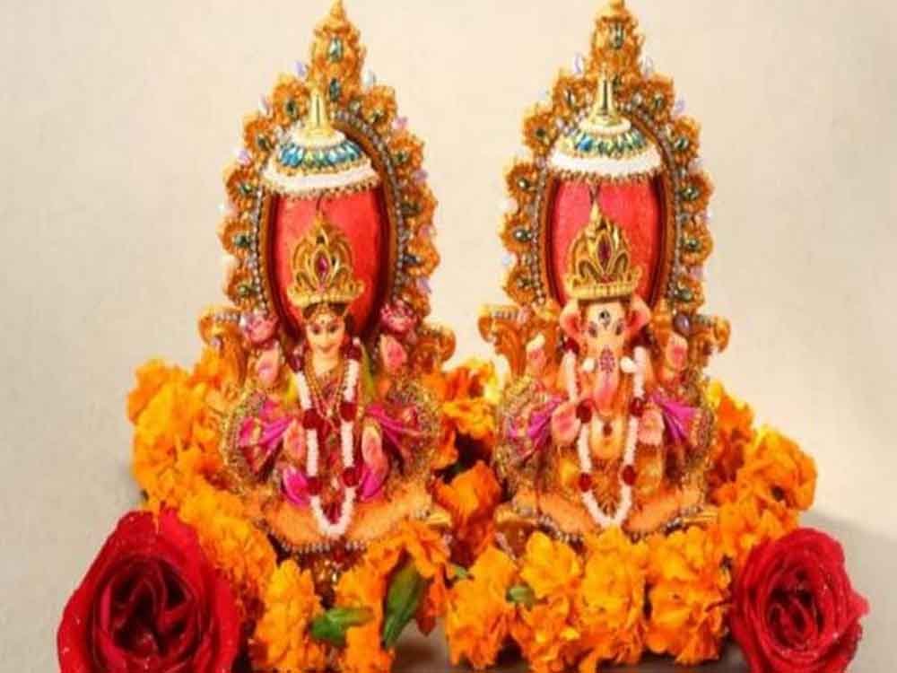 महालक्ष्मी पूजा से बढ़ेगी सुख-समृद्धि,