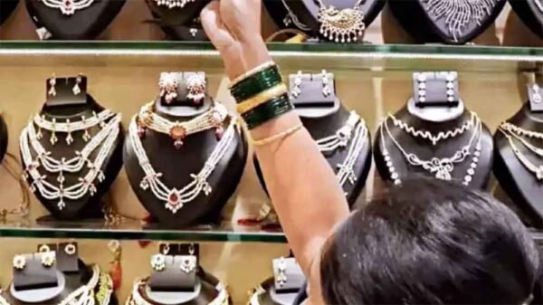 चांदी 1.75 लाख रुपये किलो