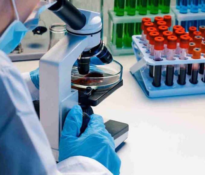 जानकारी देने में कतरा रहे पैथालाजी