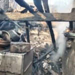 बेटी की शादी के लिए रखे आभूषण और