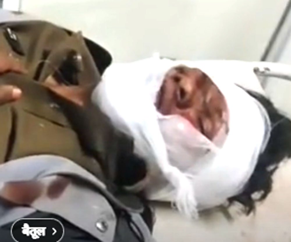 पुलिस कॉन्स्टेबल की बाइक ने दूसरी