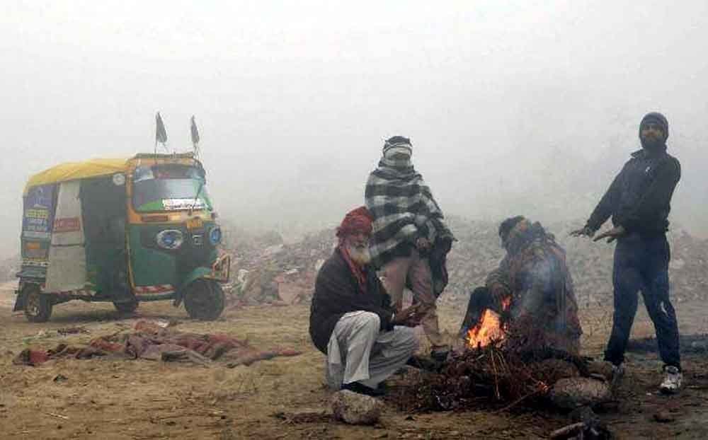 ठंड का कहर! MP के 8 शहरों में