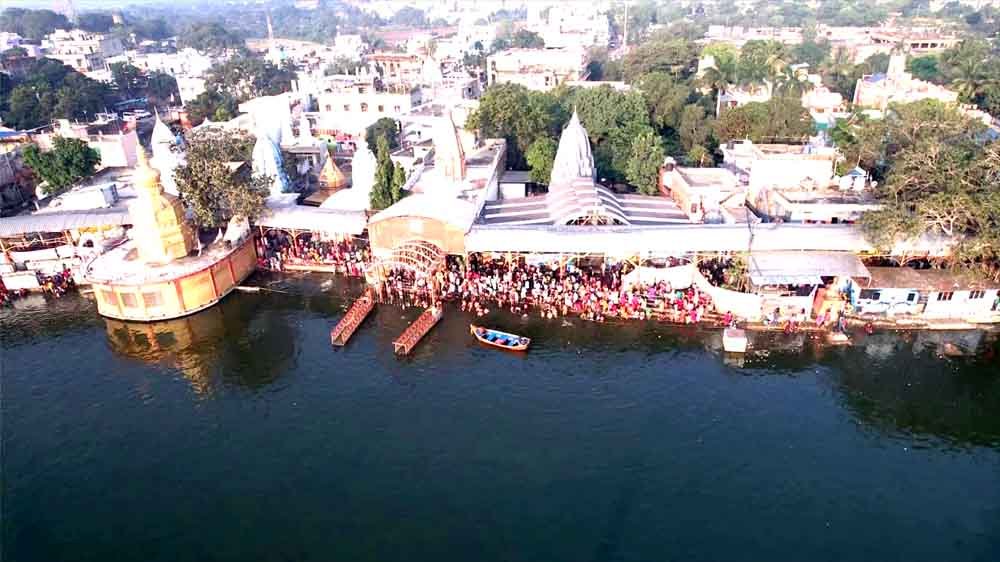 कार्तिक पूर्णिमा पर उमड़ा जनसैलाब —