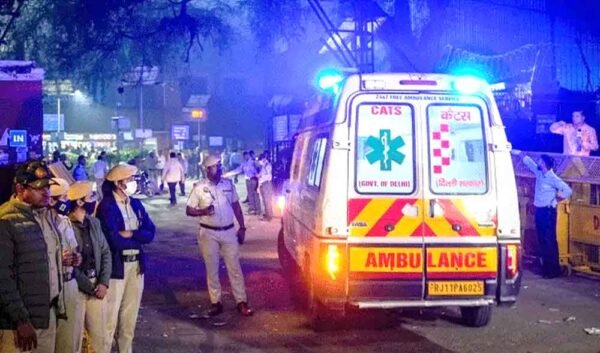 मृतकों की संख्या बढ़कर 12, विस्फोट में