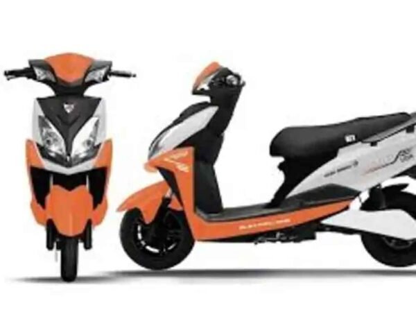 ई-स्कूटर का बंपर