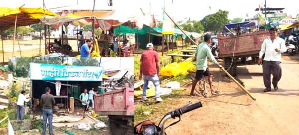 दुष्कर्मी का अवैध चिकन सेंटर हटाया