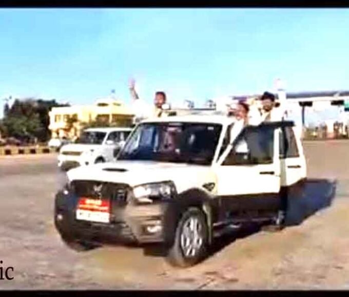 नपाध्यक्ष की स्कॉर्पियो