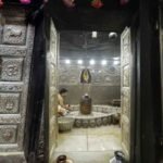महाकालेश्वर मंदिर के गर्भगृह में लगा