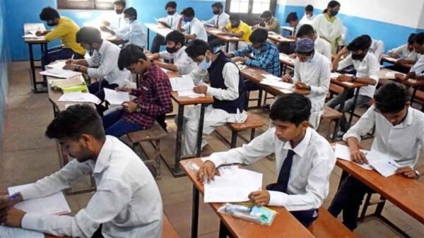 बोर्ड परीक्षा से पहले शिक्षकों की