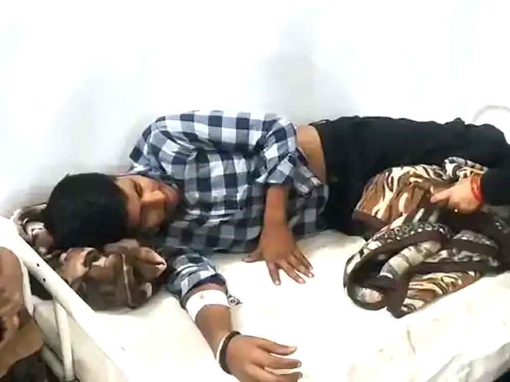 स्वदेशी मेले में चाकूबाजी, 17 वर्षीय