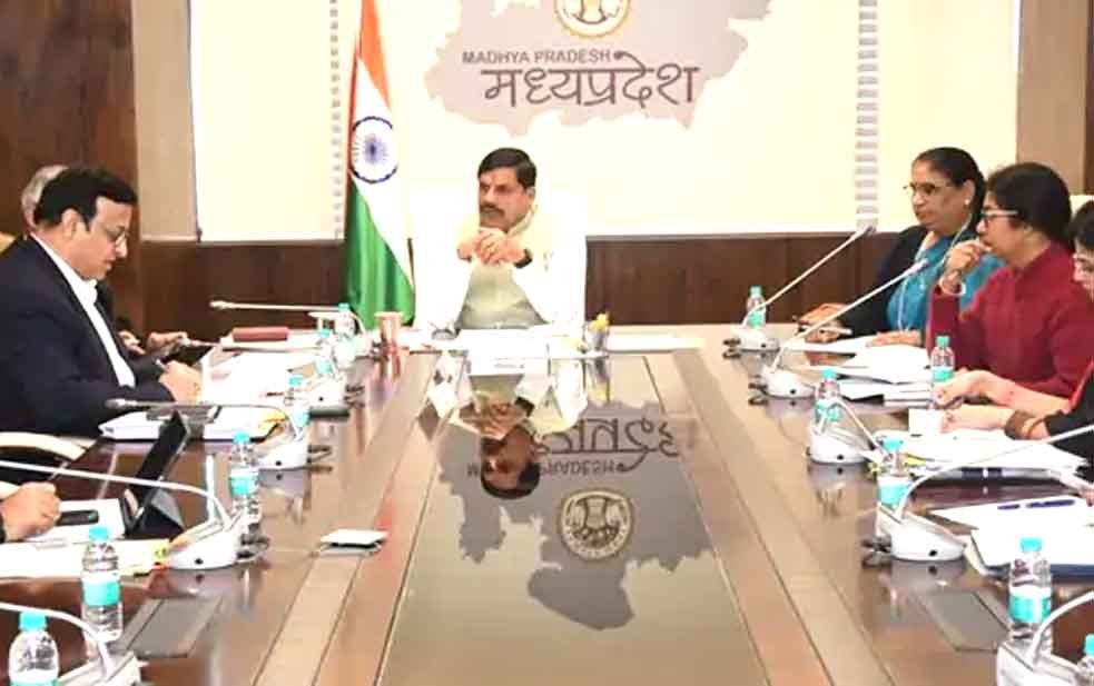 सीएम मोहन यादव का बड़े पैमाने पर