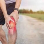 सर्दियों में जोड़ों का दर्द बढ़ा सकती हैं