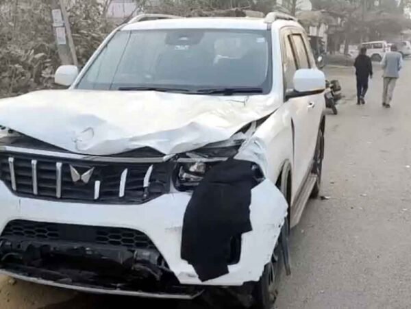 भीषण सड़क हादसा, दादा–पोता