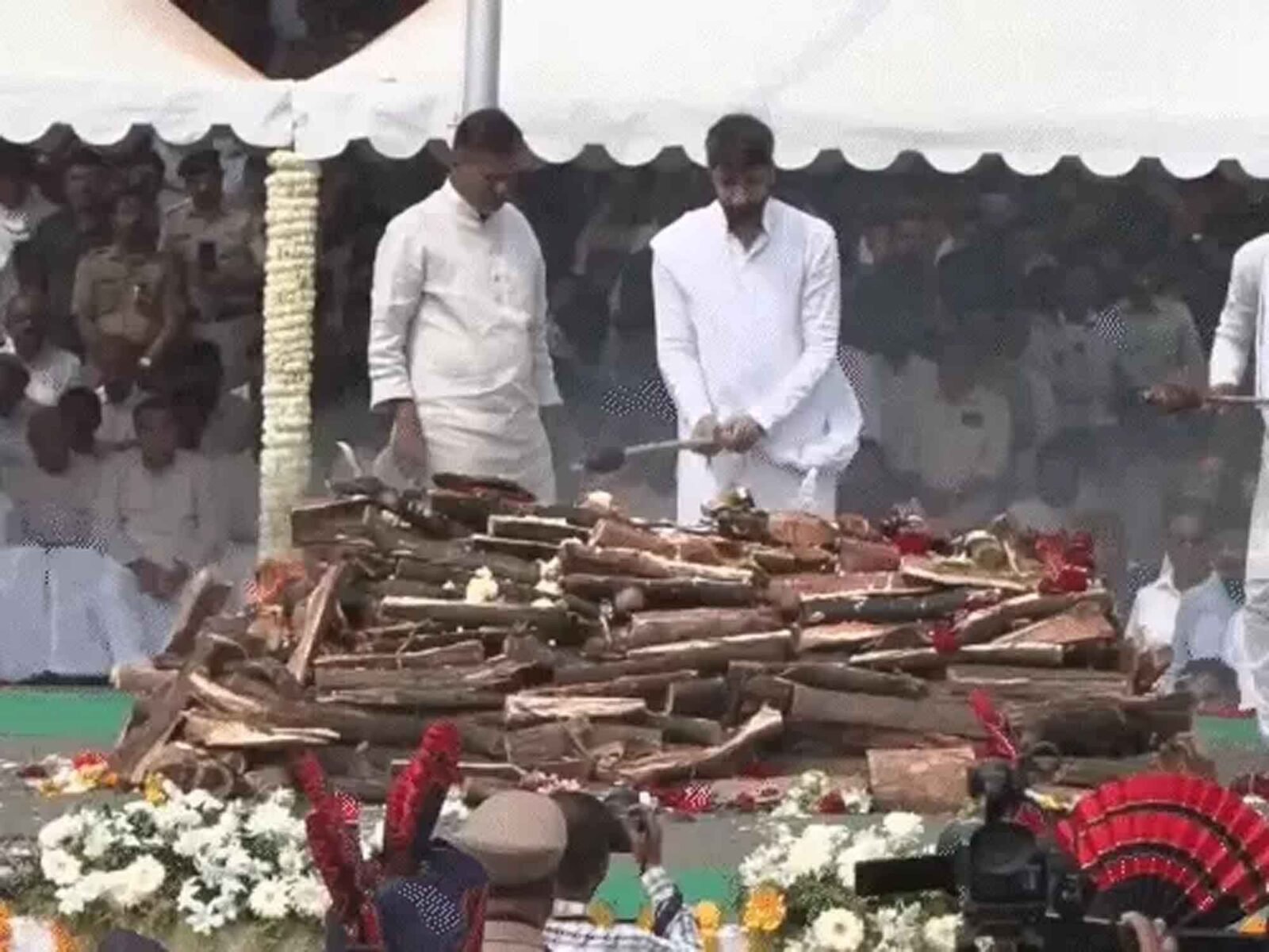 बारामती में अजित पवार का अंतिम