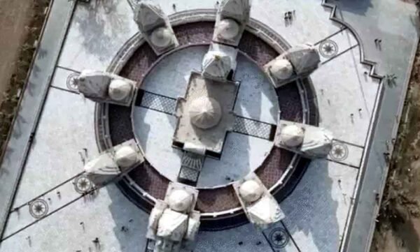 एशिया का सबसे बड़ा नवग्रह मंदिर: