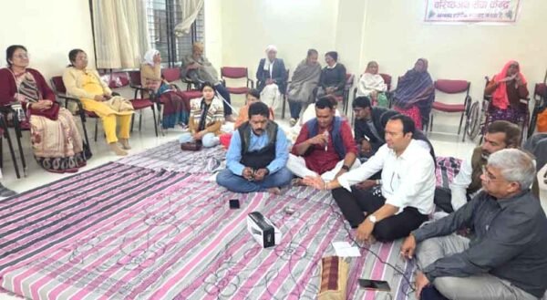 आनंद धाम में भजन