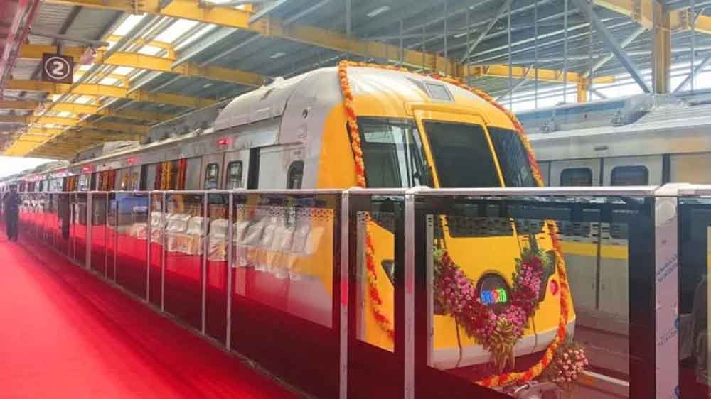 मकर संक्रांति पर इंदौर मेट्रो का बदला