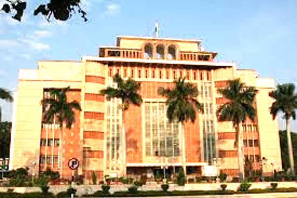 मंत्रालय में अव्यवस्था: ताले-अलमारियां ख