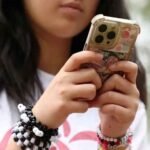 सरकार बच्चों को सोशल मीडिया से