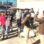 मुशर्रफ और तौफिक ने जलाए