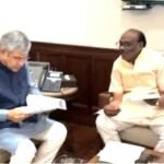 सांसद की रेल मंत्री से मिलने पर आई