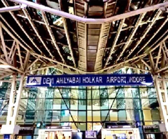 एयरपोर्ट की फास्टैग पार्किंग बनी