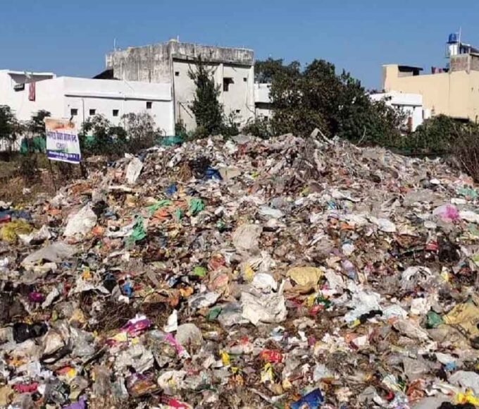 ट्रैचिंग ग्राउंड मामले में सीएमओ और