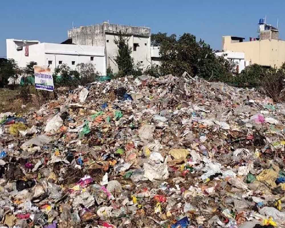 ट्रैचिंग ग्राउंड मामले में सीएमओ और