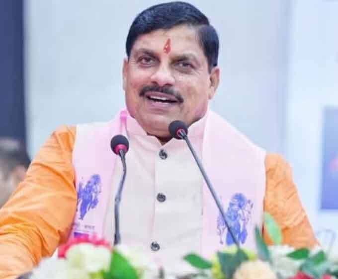 मोहन यादव गढ़ाकोटा में रहस लोकोत्सव