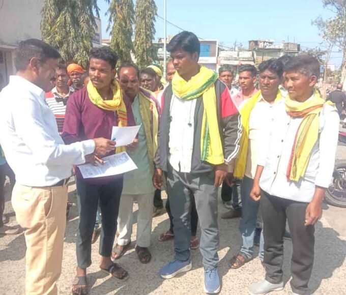 आमला-लादी सड़क को लेकर 20 को