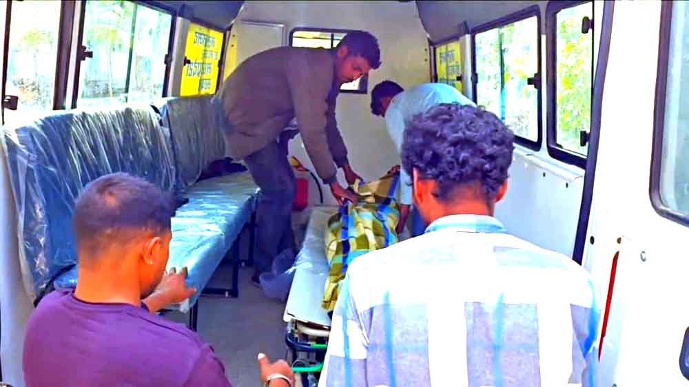 संदिग्ध हालात में महिला