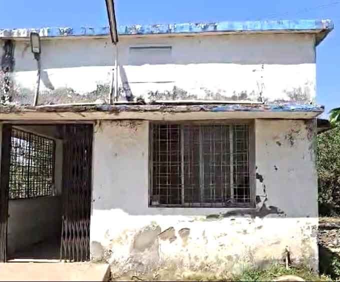 ट्रेन से घायल व्यक्ति