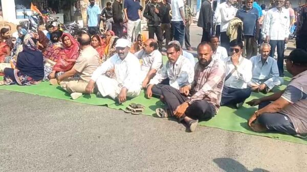 ट्रैचिंग ग्राऊंड को लेकर फिर आया