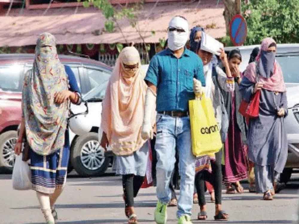 मध्य प्रदेश में ‘हीट अटैक’ का