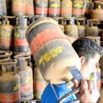 भारत में LPG संकट गहराया: कई राज्यों