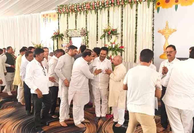 दिवंगत सुरभि खण्डेलवाल को