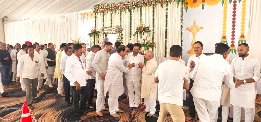 दिवंगत सुरभि खण्डेलवाल को