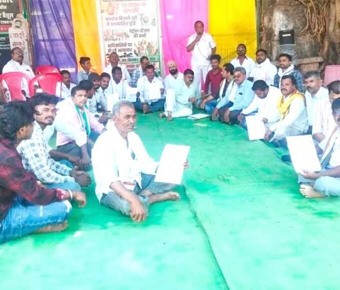 महंगाई और बिजली संकट पर कांग्रेस