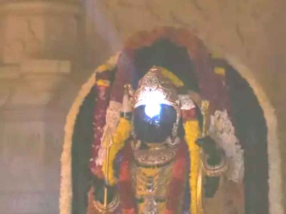 रामनवमी पर अयोध्या में रामलला का