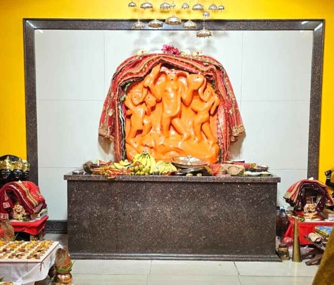 छिन्नमस्तिका माता मंदिर में हुआ हवन-