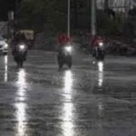 बेमौसम बारिश-ओलावृष्टि से बिगड़ा मौसम