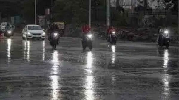 बेमौसम बारिश-ओलावृष्टि से बिगड़ा मौसम