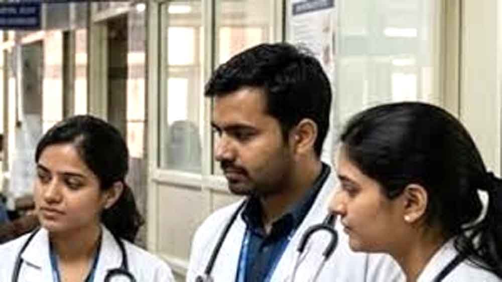 मध्यप्रदेश में जूनियर डॉक्टरों और