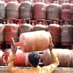 एलपीजी सिलेंडर को लेकर मचा